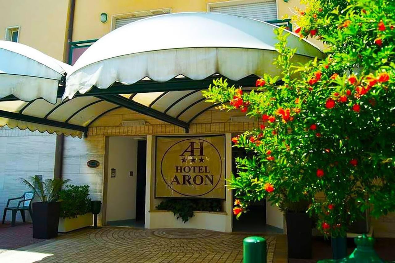 Aron Hotel Rimini Exteriér fotografie