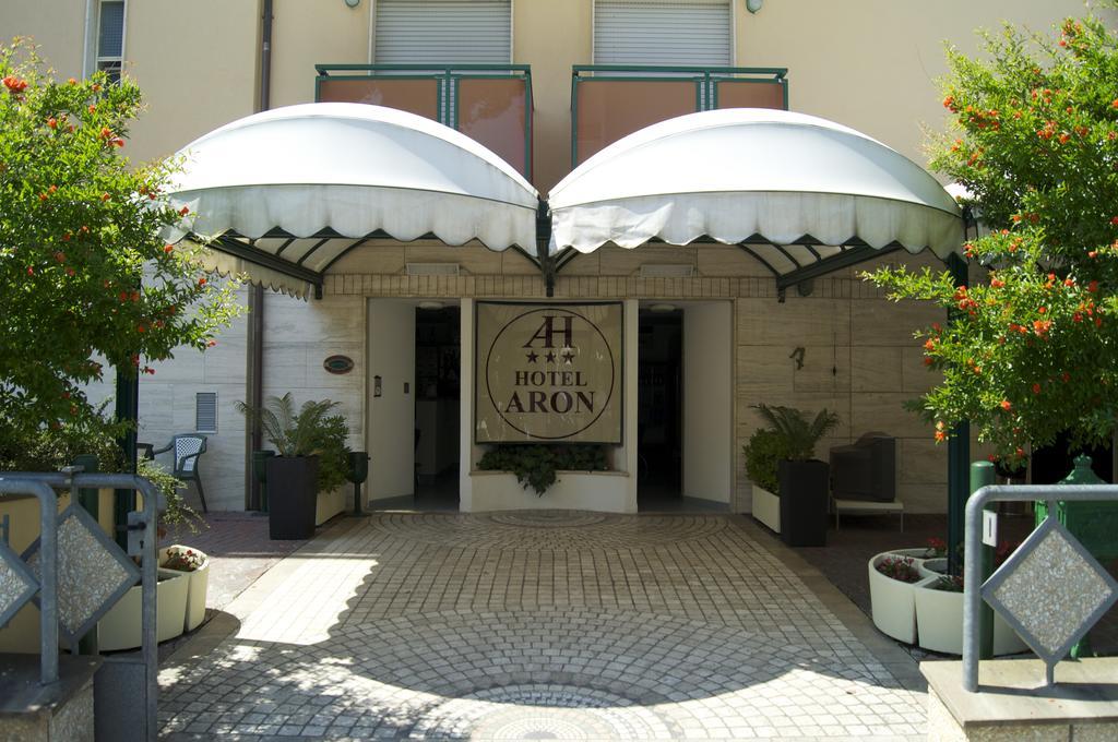 Aron Hotel Rimini Exteriér fotografie
