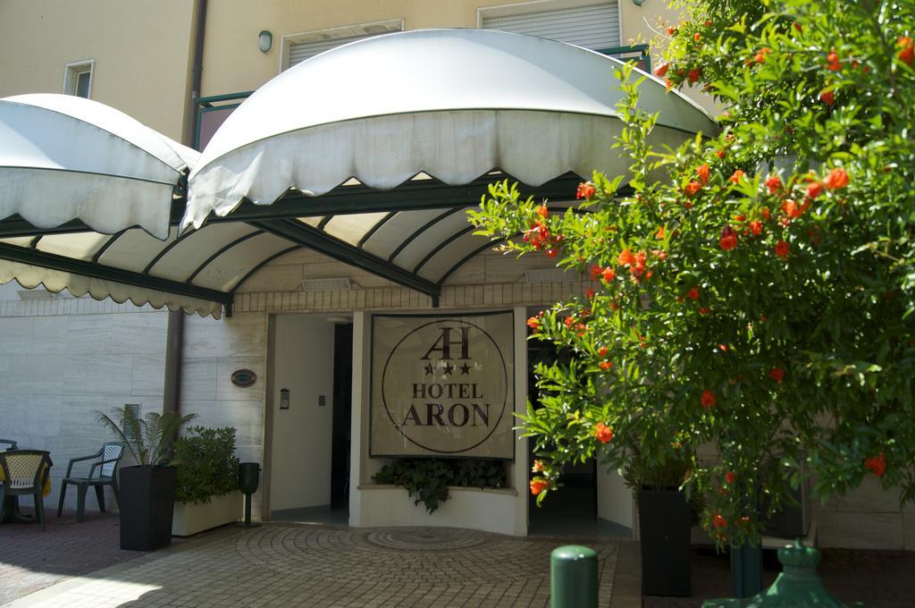 Aron Hotel Rimini Exteriér fotografie